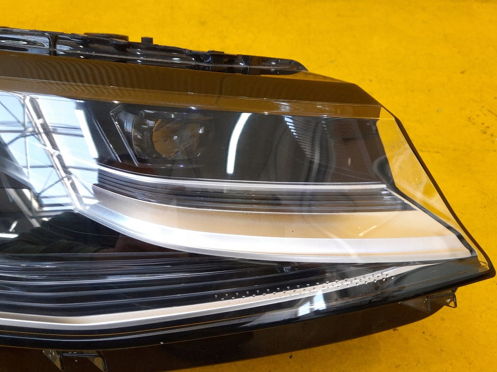 Frontscheinwerfer VW Transporter Rechts Scheinwerfer Headlight