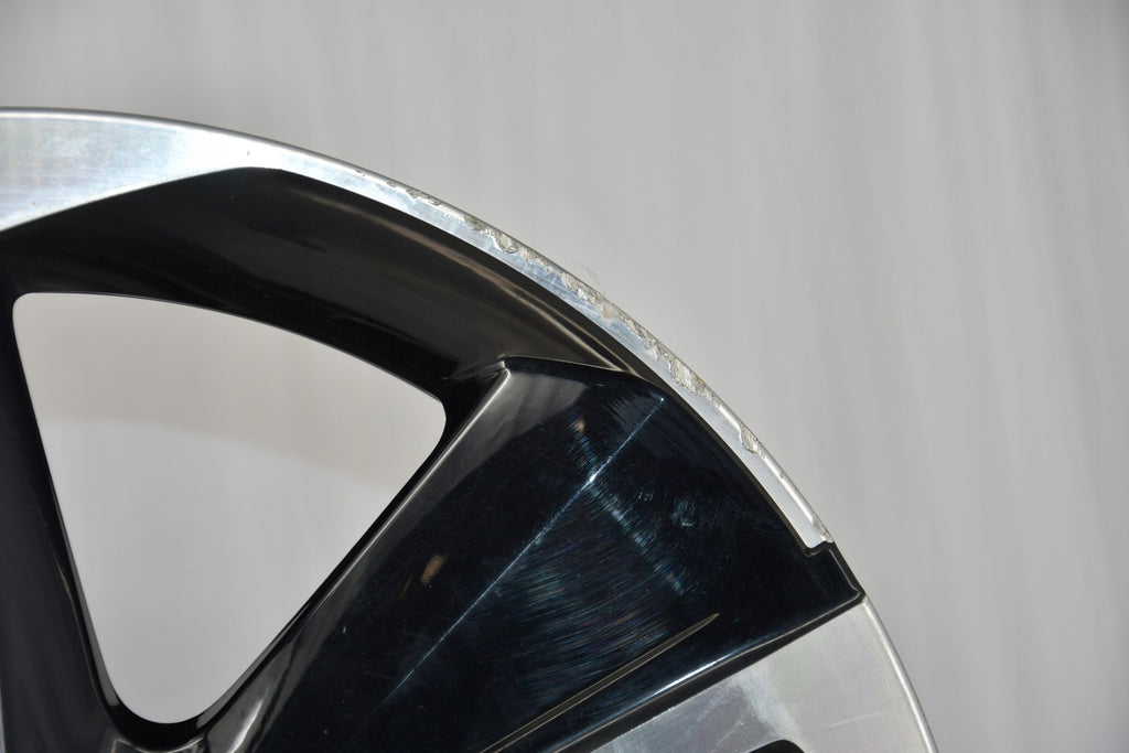 1x Alufelge 17 Zoll 7.5" 5x108 44ET Glanz Silber 9847065380 Opel Astra L Iii