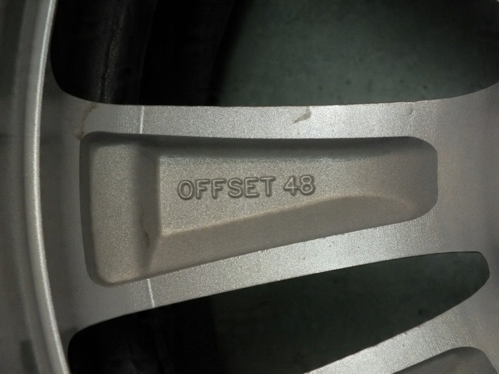 1x Alufelge 18 Zoll 6.5" 5x114.3 48ET Glanz Silber 52910-2S310 Hyundai Tucson