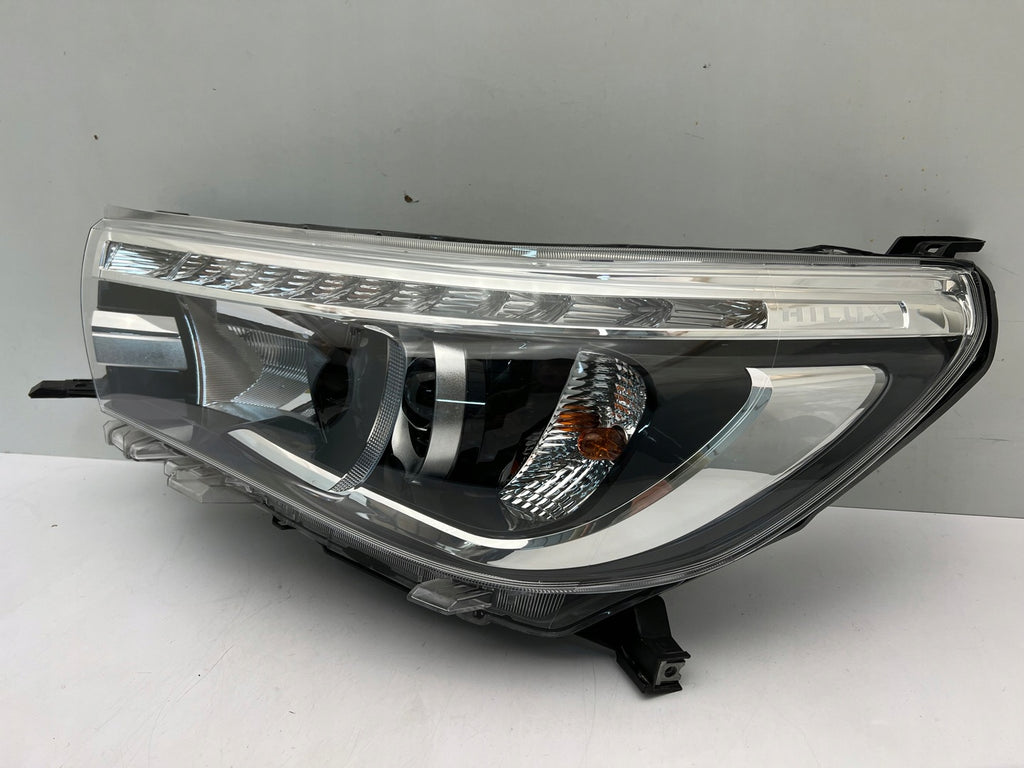 Frontscheinwerfer Toyota Hilux VIII LED Links Scheinwerfer Headlight