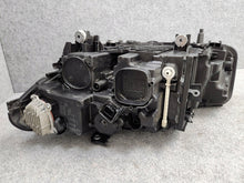 Laden Sie das Bild in den Galerie-Viewer, Frontscheinwerfer BMW 5 G31 G30 9850582-07 LED Rechts Scheinwerfer Headlight SCH4156886096cr