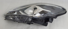 Load image into Gallery viewer, Frontscheinwerfer Toyota Yaris Ein Stück (Rechts oder Links) Headlight SCH3490931308ks