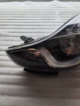 Laden Sie das Bild in den Galerie-Viewer, Frontscheinwerfer Hyundai Ix20 92101-1KXXX Links Scheinwerfer Headlight SCH4581080621tq
