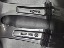 Load image into Gallery viewer, 1x Alufelge 18 Zoll 8.0" 5x120 52ET Glanz Grau 7852490 BMW 2 F22 1 F21 F23 F20 FEL9486419561zp