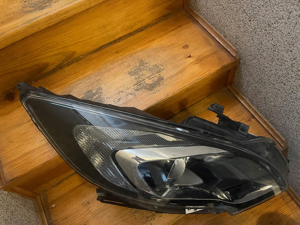 Frontscheinwerfer Opel Zafira C 133999861RH Rechts Scheinwerfer Headlight