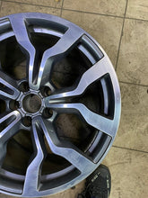 Load image into Gallery viewer, 1x Alufelge 19 Zoll 11.0&quot; 5x112 420601025AL Audi Rim Wheel