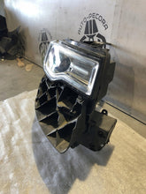 Laden Sie das Bild in den Galerie-Viewer, Frontscheinwerfer Jeep Grand Cherokee Wk2 68289238AG Rechts Headlight SCH1098785672es