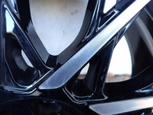 Load image into Gallery viewer, 1x Alufelge 18 Zoll 7.5" 5x100 51ET 124R-002123 Seat Arona Rim Wheel FEL7849131631ng