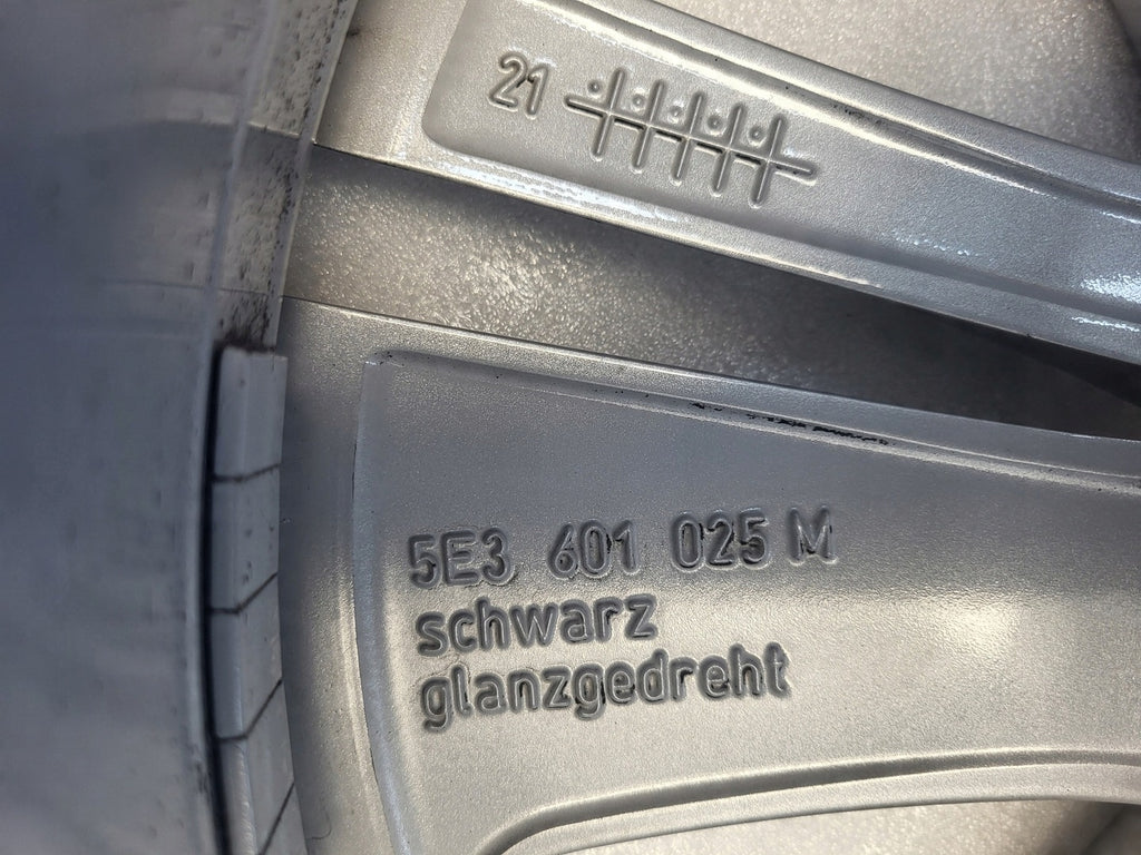 1x Alufelge 18 Zoll 7.5" 5x112 48ET Glanz Silber 5E3601025 Skoda Octavia 5e3 Iv