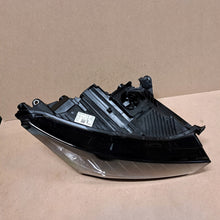Laden Sie das Bild in den Galerie-Viewer, Frontscheinwerfer Skoda Enyaq 5LB941016A LED Rechts Scheinwerfer Headlight SCH2841723870oz