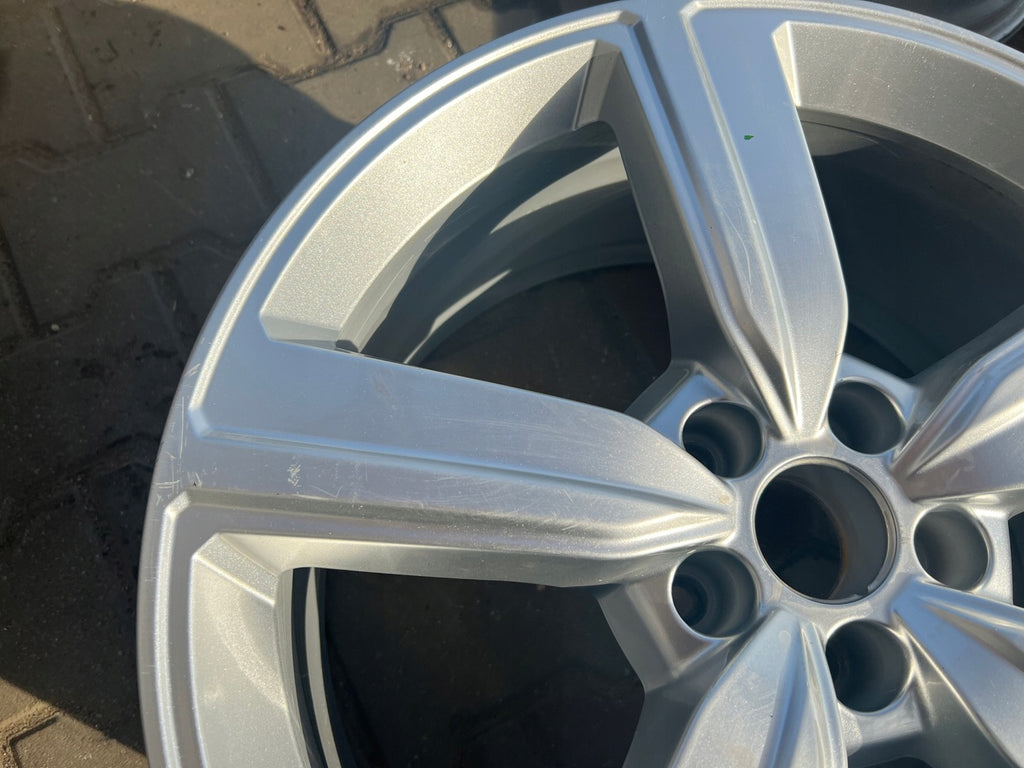 1x Alufelge 20 Zoll 9.0" 5x112 38ET Glanz Silber 4KE601025S Audi E Tron