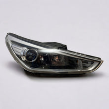 Laden Sie das Bild in den Galerie-Viewer, Frontscheinwerfer Hyundai I30 III 92102-G4020 LED Rechts Scheinwerfer Headlight