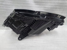 Laden Sie das Bild in den Galerie-Viewer, Frontscheinwerfer Skoda Superb III 3V1941016D LED Rechts Scheinwerfer Headlight