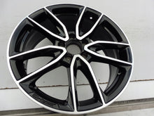 Load image into Gallery viewer, 1x Alufelge 19 Zoll 7.5" 5x112 49ET Glanz A1774011700 Mercedes-Benz Cla Amg FEL4785998374ns