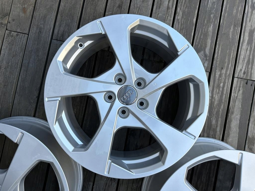 4x Alufelge 18 Zoll 7.5" 5x112 51ET Glanz Silber 8V0601025 Audi B7 Rim Wheel FEL6881205013dk