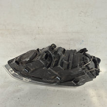 Load image into Gallery viewer, Frontscheinwerfer VW Polo 6R1941016E Rechts Scheinwerfer Headlight SCH2626119228pm