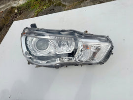 Frontscheinwerfer Mitsubishi Lancer I 8301C412 Xenon Rechts Headlight