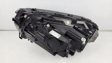 Laden Sie das Bild in den Galerie-Viewer, Frontscheinwerfer Mercedes-Benz Eqb A2439069000KZ LED Rechts Headlight SCH9456413062hg
