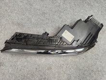Laden Sie das Bild in den Galerie-Viewer, Frontscheinwerfer BMW 7 9879935-13 Links Scheinwerfer Headlight SCH6350735628ln