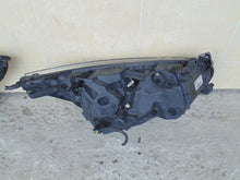 Laden Sie das Bild in den Galerie-Viewer, Frontscheinwerfer Ford Galaxy Ein Stück (Rechts oder Links) Headlight SCH9426786109ow