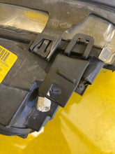 Load image into Gallery viewer, Frontscheinwerfer BMW E46 6920581 Xenon Ein Stück (Rechts oder Links) Headlight SCH6714256439zc