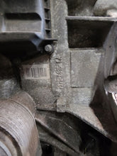 Laden Sie das Bild in den Galerie-Viewer, Motor Ford Fiesta II Fbd BM5G 1.6 97PS 71kW 2011 Benzin Engine Unkomplett MOT8414252884cy