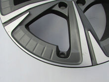 Laden Sie das Bild in den Galerie-Viewer, 1x Alufelge 18 Zoll 5x112 575601025AH Seat Ateca Rim Wheel FEL4004047573gp