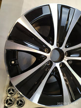 Load image into Gallery viewer, 1x Alufelge 18 Zoll 9.0&quot; 5x112 52,5ET A2134015300 Mercedes-Benz W213 Rim Wheel