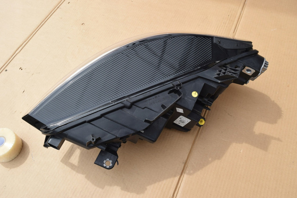 Frontscheinwerfer VW 10B941036A LED Rechts Scheinwerfer Headlight SCH1936634254gk