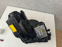 Laden Sie das Bild in den Galerie-Viewer, Frontscheinwerfer VW Touran Links Scheinwerfer Headlight