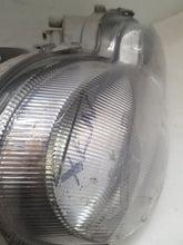 Laden Sie das Bild in den Galerie-Viewer, Frontscheinwerfer Mercedes-Benz W203 A2038203161 Rechts Scheinwerfer Headlight SCH9788366480ny
