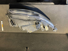 Load image into Gallery viewer, Frontscheinwerfer BMW 1 E87 Rechts Scheinwerfer Headlight SCH9060290992fl