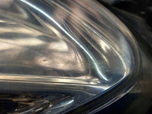 Laden Sie das Bild in den Galerie-Viewer, Frontscheinwerfer Citroën C5 III 89902752 89034934 Xenon Links Headlight SCH2125871701go