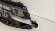 Load image into Gallery viewer, Frontscheinwerfer VW T7 7T1941036B Rechts Scheinwerfer Headlight