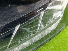 Load image into Gallery viewer, Frontscheinwerfer Skoda Fabia IV 6VB941015A LED Links Scheinwerfer Headlight SCH5343982650ct