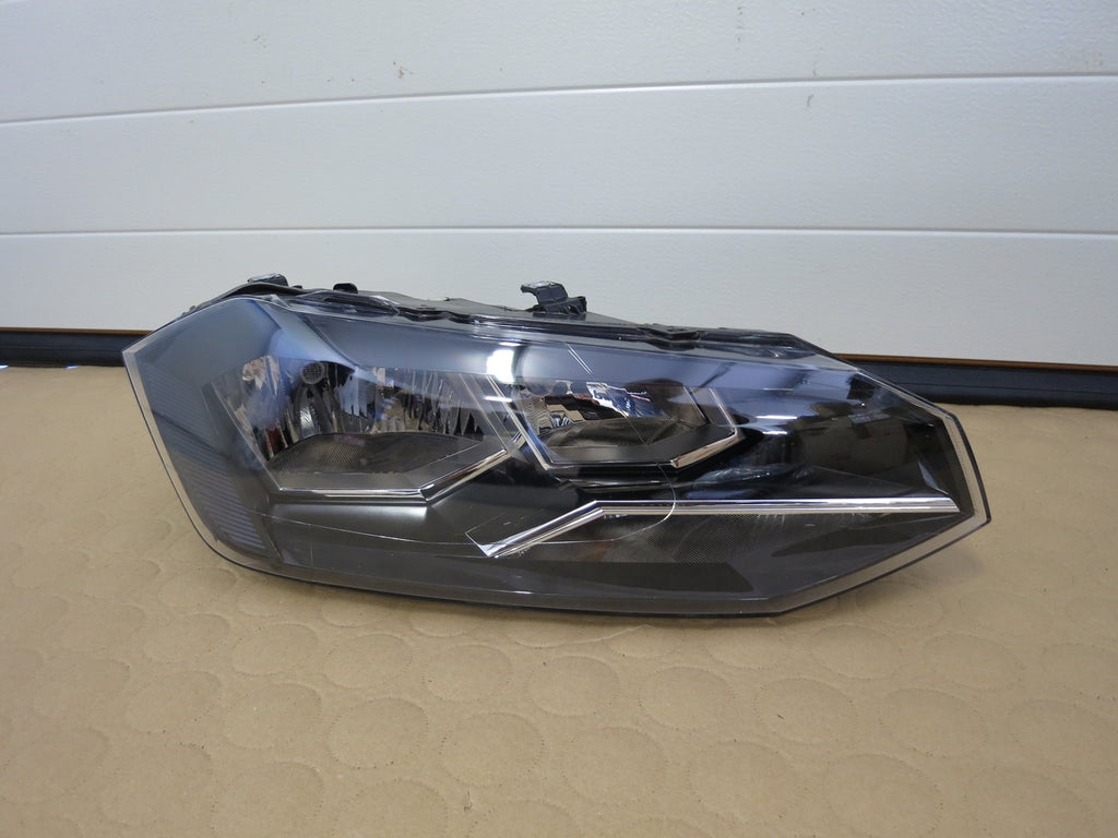 Frontscheinwerfer VW Polo 2G1941006 Rechts Scheinwerfer Headlight