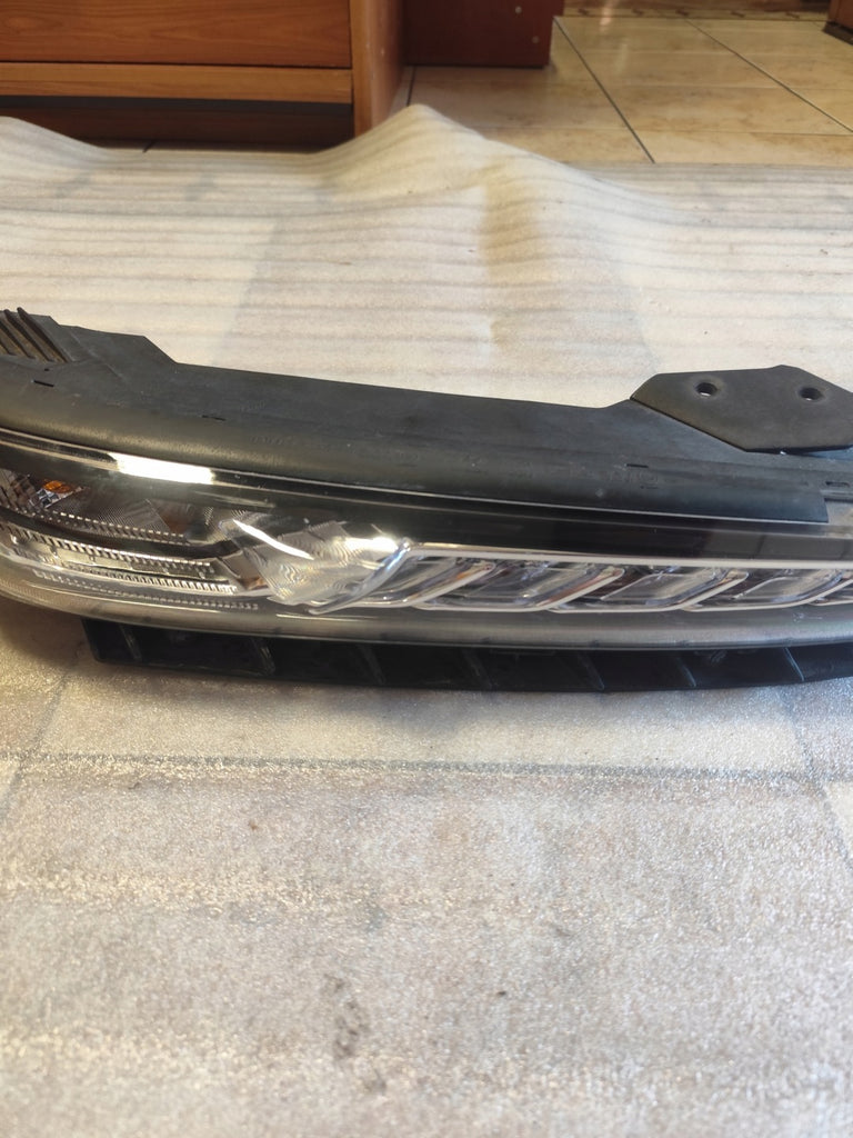 Frontscheinwerfer Hyundai Kona 92202-J90 92208-J92 Rechts Scheinwerfer Headlight SCH2343898883qp