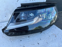 Load image into Gallery viewer, Frontscheinwerfer VW T7 7T1941035B Links Scheinwerfer Headlight SCH1358162965og