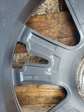 Laden Sie das Bild in den Galerie-Viewer, 1x Alufelge 18 Zoll 8.0&quot; 5x108 49ET 9674272577 Peugeot 508 Rim Wheel