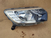 Laden Sie das Bild in den Galerie-Viewer, Frontscheinwerfer Dacia Sandero II 260103529R Rechts Scheinwerfer Headlight SCH7129792586wa