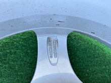 Laden Sie das Bild in den Galerie-Viewer, 1x Alufelge 16 Zoll 6.5&quot; 5x112 50ET KBA45819 Audi A4 A3 Golf Rim Wheel