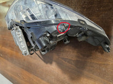 Load image into Gallery viewer, Frontscheinwerfer Volvo S60 V60 31299990 Xenon Links Scheinwerfer Headlight SCH8886774945yn