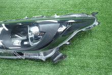Load image into Gallery viewer, Frontscheinwerfer Toyota Yaris Links Scheinwerfer Headlight SCH4437043752jz