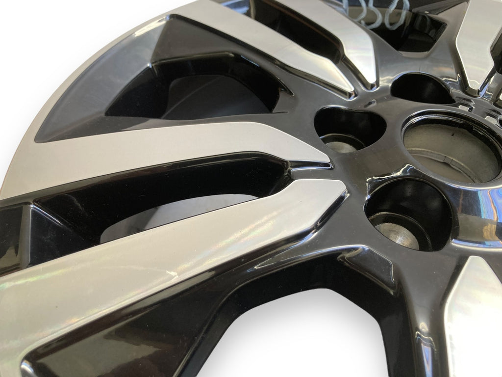 1x Alufelge 17 Zoll 6.0" 5x114.3 50ET Glanz Silber 403001116R Opel Vivaro FEL8917245329gq