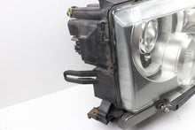 Laden Sie das Bild in den Galerie-Viewer, Frontscheinwerfer Land Rover Range L322 0301185272 Xenon Rechts Headlight SCH9181272596wc