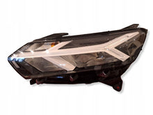 Laden Sie das Bild in den Galerie-Viewer, Frontscheinwerfer Dacia Sandero III Logan 260501750R Links Headlight SCH9080546039we