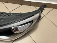 Laden Sie das Bild in den Galerie-Viewer, Frontscheinwerfer Hyundai I30 III 92101-G4000 Links Scheinwerfer Headlight SCH1703536954cq