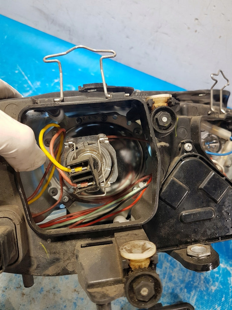 Frontscheinwerfer Skoda Superb Links Scheinwerfer Headlight