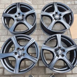 4x Alufelge 18 Zoll 8.0