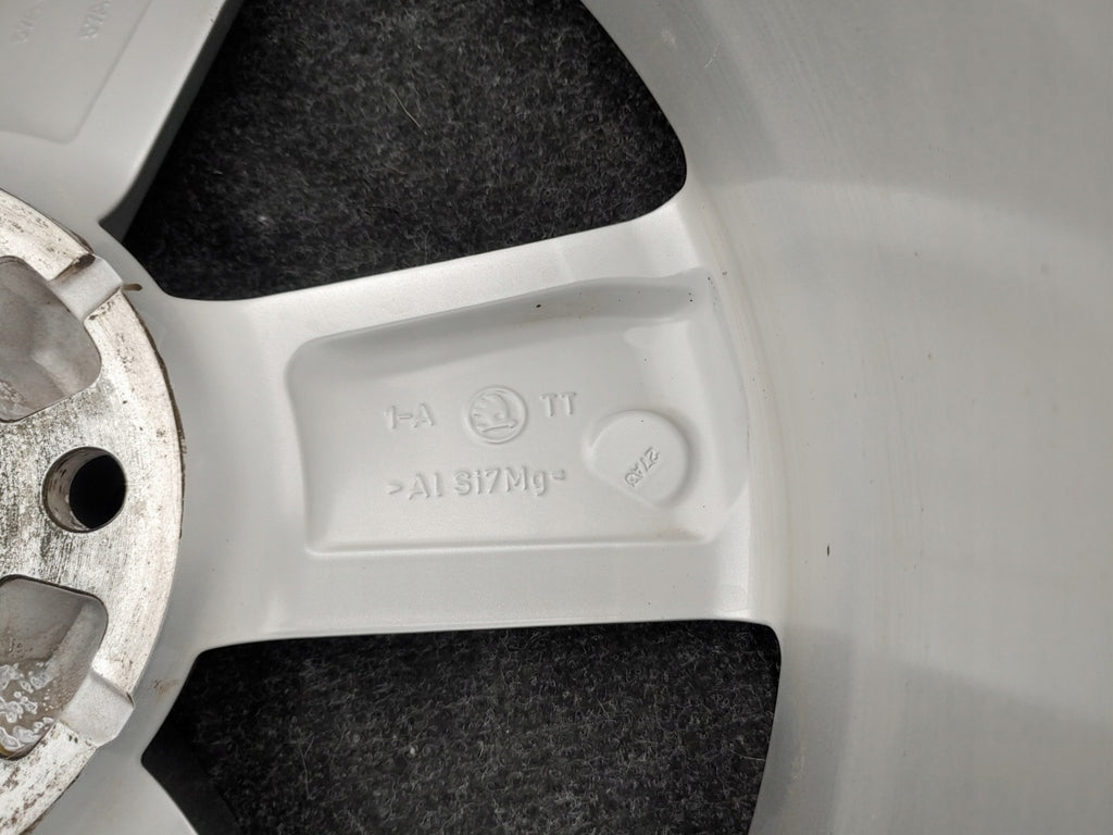 1x Alufelge 17 Zoll 7.0" 5x112 45ET Glanz Silber 57A601025 Skoda Karoq Rim Wheel FEL9825072886li
